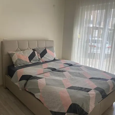A House Where Whit Pleasure In The Center Of The Antalya